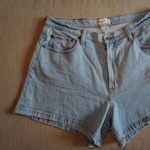 Abercrombie Curve Love Light Wash Denim Shorts